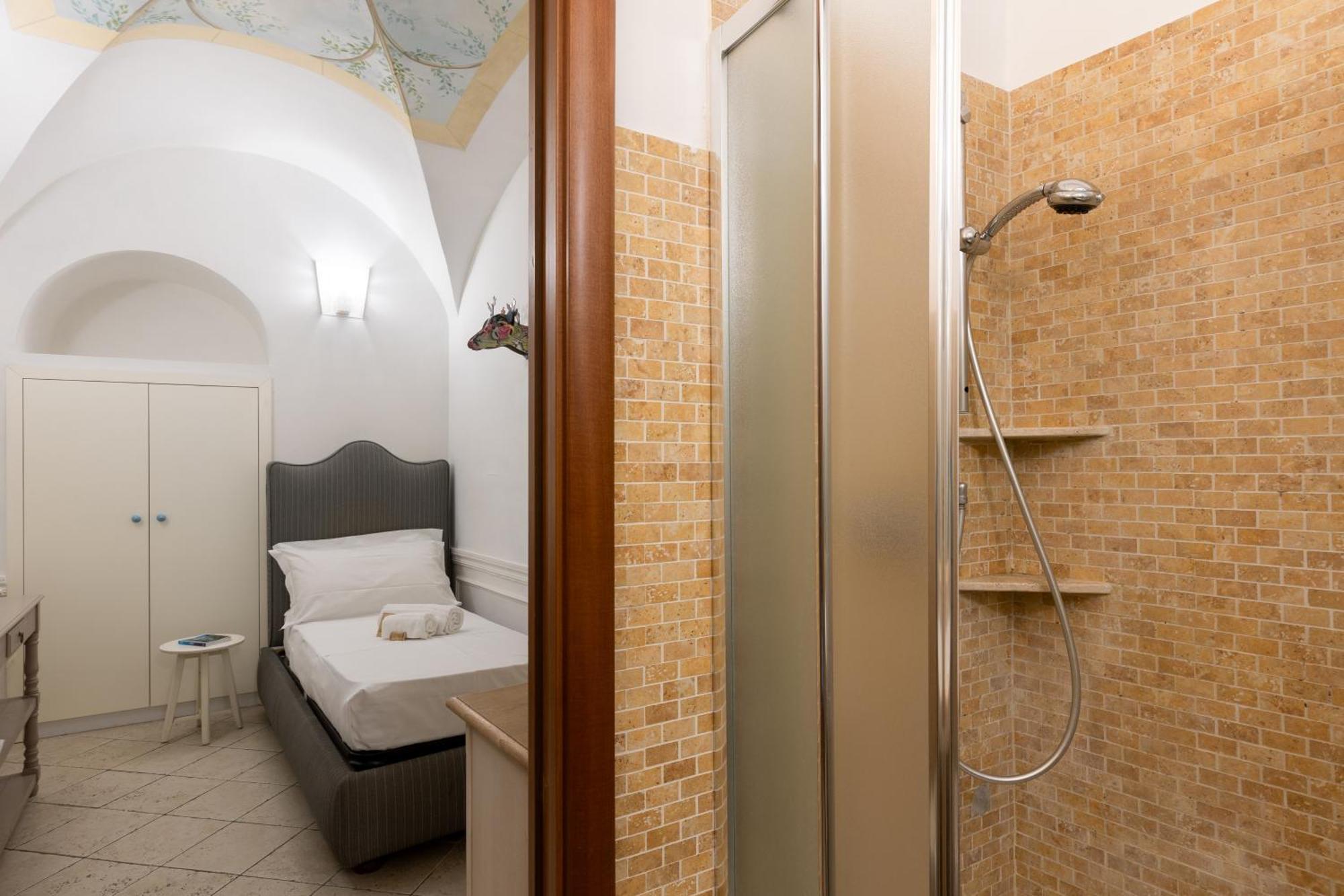 Gasthof Cimarra 14-15 - *